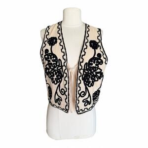 Daniel Collection Embroidered Vest Small NWT Ecru Black Boho Tie Front Cropped